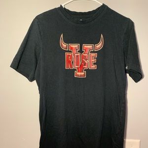 Black and red Chicago Bulls shirt